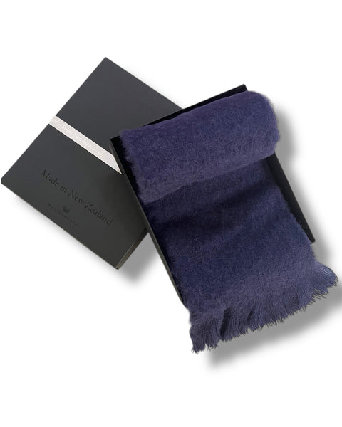 Masterweave, The Fantail House, Made in NZ, Made in Aotearoa, NZ made, Alpaca scarf, Luxury scarf, Winter scarf, The Fantail House, Navy, Gift box