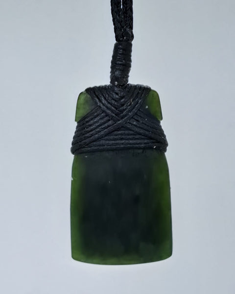 Bound Toki Pounamu | Greenstone Pendant - Small