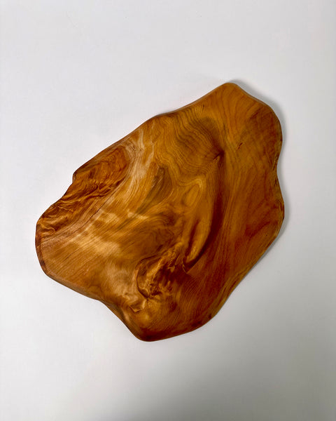 Ancient Swamp Kauri, Bread board, Rupert newbold, NZ made, The Fantail House, handcrafted