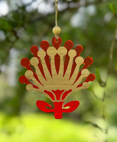 Crystal Ashley, NZ made, The Fantail House, Christmas, decoration, pohutukawa