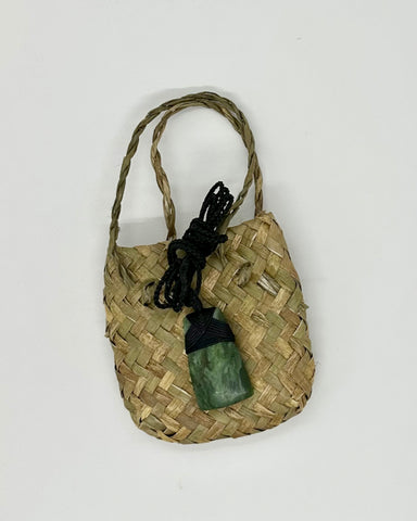 The Fantail House, Donna Summers, Toki, Greenstone, Natural bind, NZ