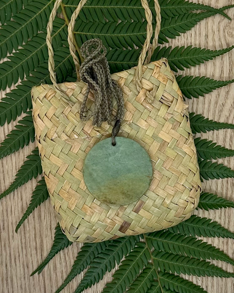 The Fantail House, Greenstone, pounamu, pendant, necklace, disc