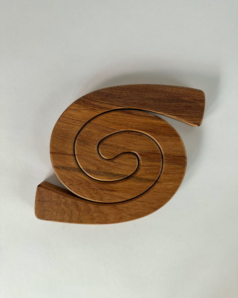 The Fantail House, Romeyn, Made in NZ, Rimu, Table, Mat, Trivet, Paua, Shell, Koru design,Plain