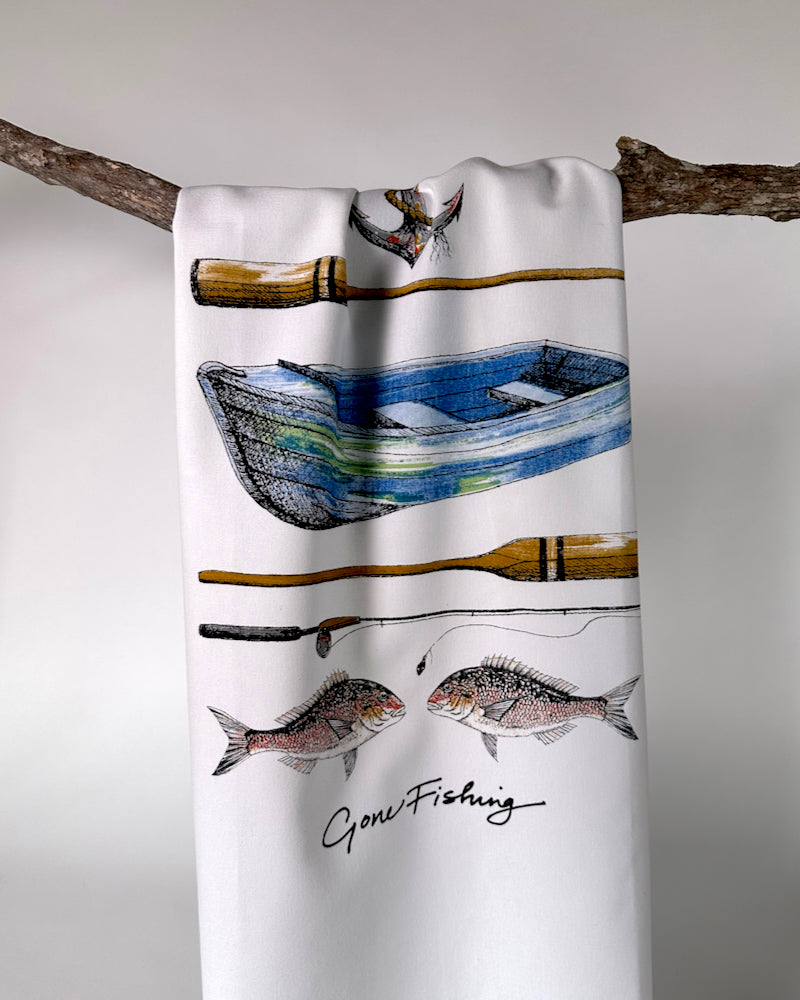 The fantail house, kiwiana, fishing, tea, towel, printed in NZ