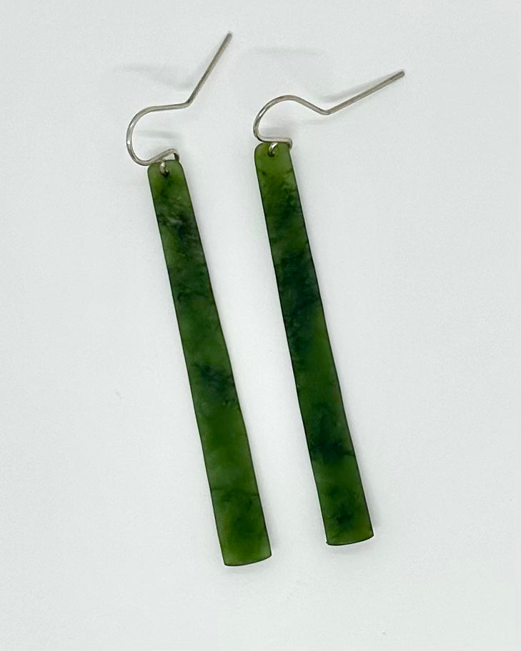 Earrings Curved Pounamu Greenstone The Fantail House