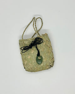 The Fantail House, Greenstone, Pounamu, Pendant, Fish, hook, Hei matau