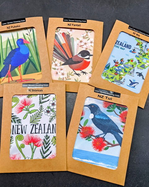 New Zealand-themed lens/screen cleaning cloths, each featuring New Zealand wildlife and flora. Choose your favourite design.

Cloth dimensions: 14.5cm x 14cm