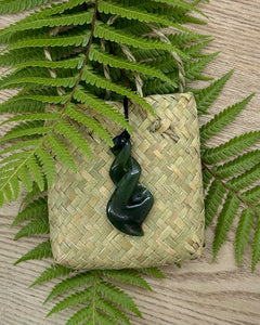 The Fantail House, New Zealand Greenstone, New Zealand Pounamu, Hand Carved, Pikoura, The Twist