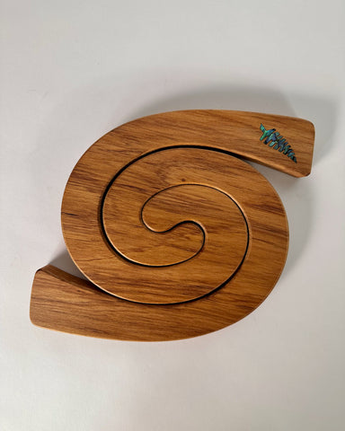 The Fantail House, Romeyn, Made in NZ, Rimu, Table, Mat, Paua, Shell, Koru design, Fern