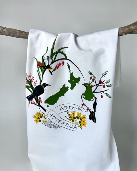 The fantail house, kiwiana,  tea, towel, printed in NZ