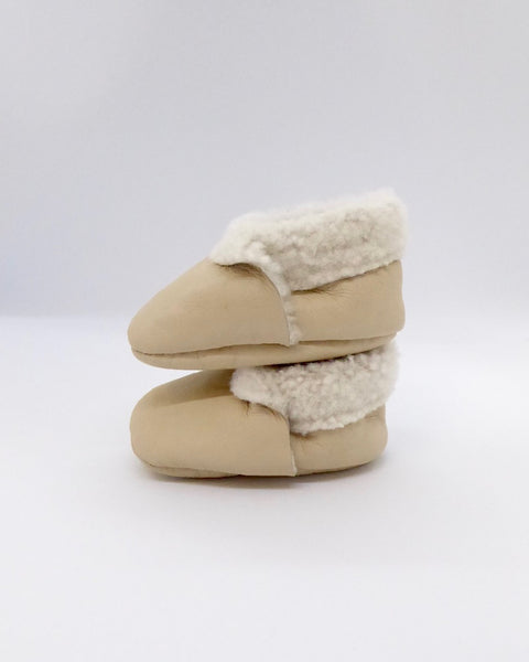The Fantail House, Made in NZ, Lambskin Booties, 0-1 months