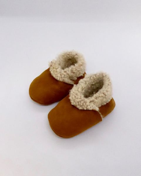 The Fantail House, Made in NZ, Lambskin Booties, 0-1 months