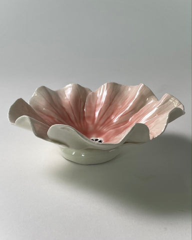 The Fantail House, Muddy Fingers, Hibiscus Bowl, Ceramic, Decorative, Made in NZ, New Zealand Made, Handcrafted