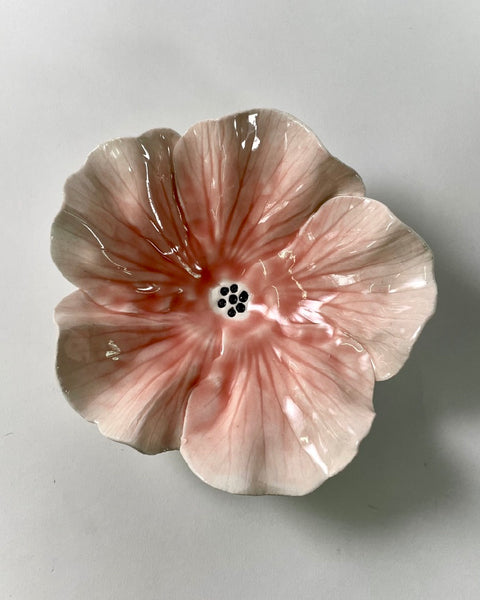 The Fantail House, Muddy Fingers, Hibiscus Bowl, Ceramic, Decorative, Made in NZ, New Zealand Made, Handcrafted
