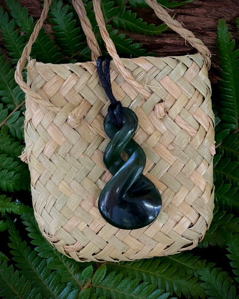 The Fantail House, New Zealand Greenstone, New Zealand Pounamu, Hand Carved, Pikoura, The Twist